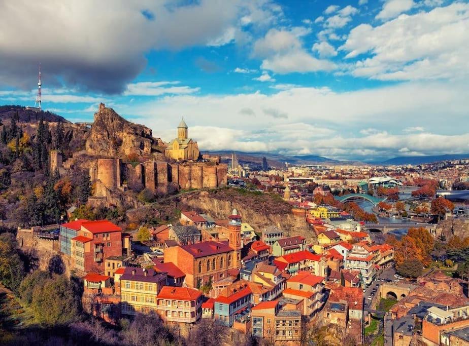 City Center 2Bdr Apartment Near Rustaveli Av. Tbilisi ภายนอก รูปภาพ