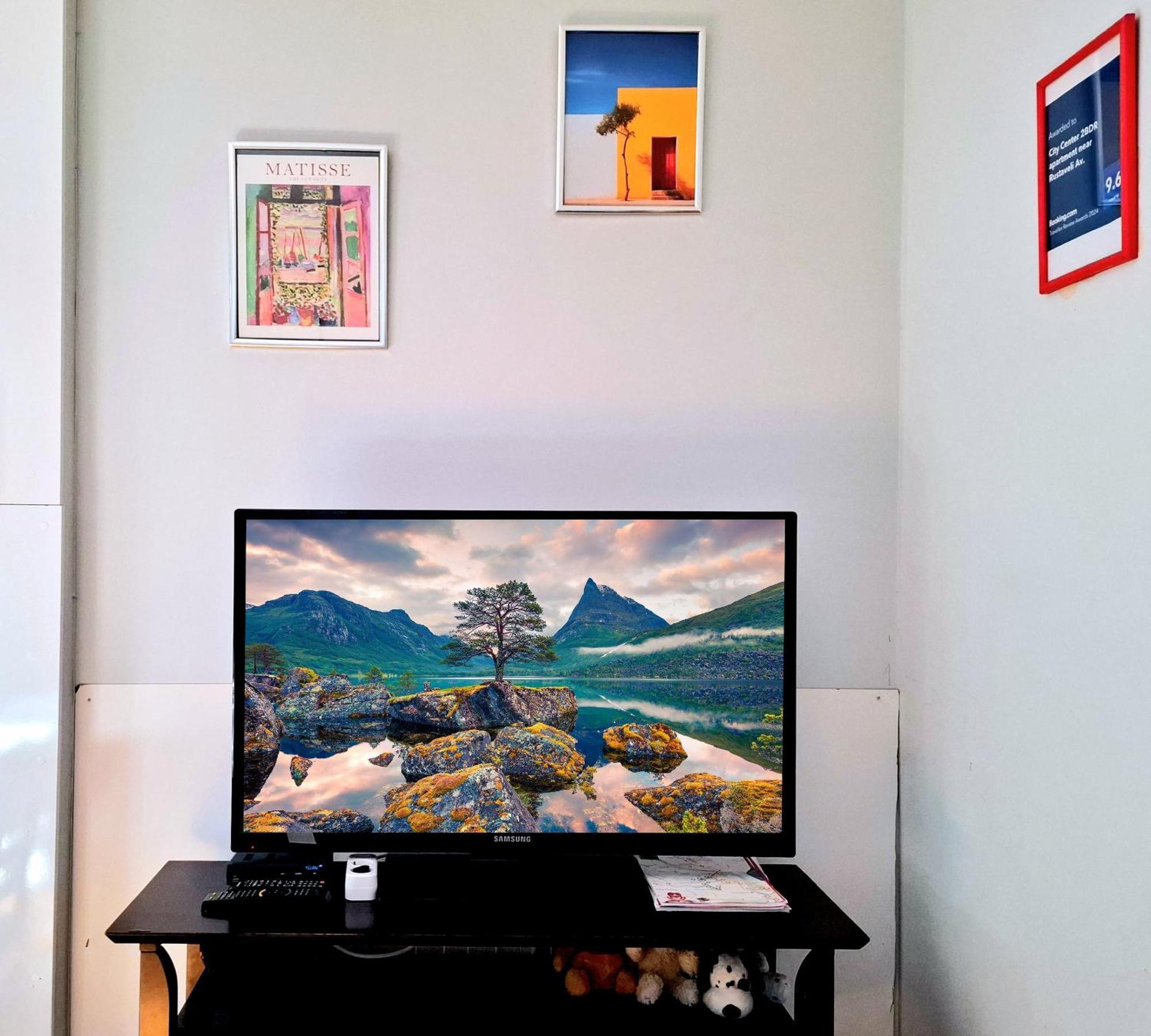 City Center 2Bdr Apartment Near Rustaveli Av. Tbilisi ภายนอก รูปภาพ